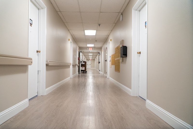 MADISON POST ACUTE nursing home in EVERETT, WA - Photo 3 of 5