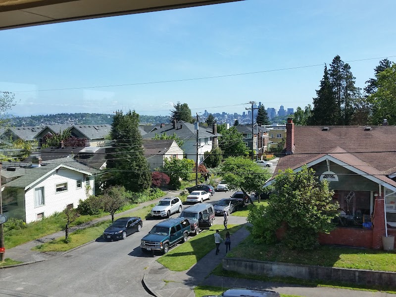 COLUMBIA LUTHERAN HOME nursing home in SEATTLE, WA - Photo 2 of 10