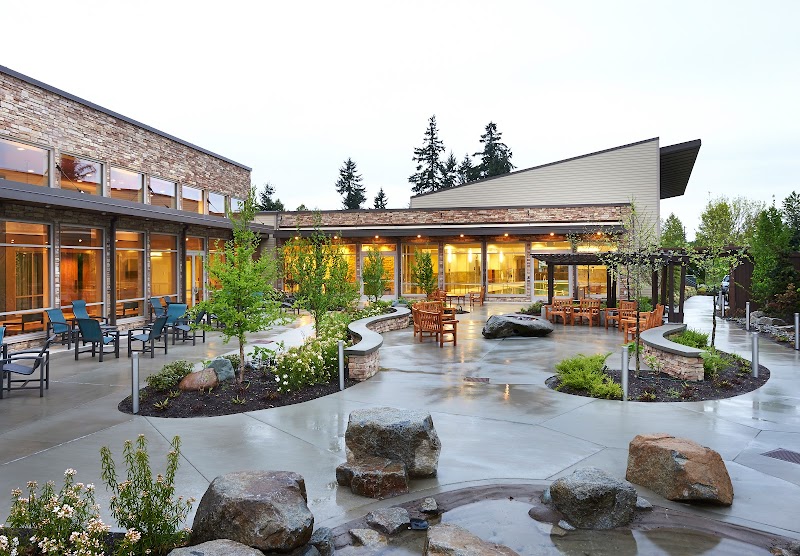 Corwin Center At Emerald Heights nursing home in REDMOND, WA - Photo 2 of 10