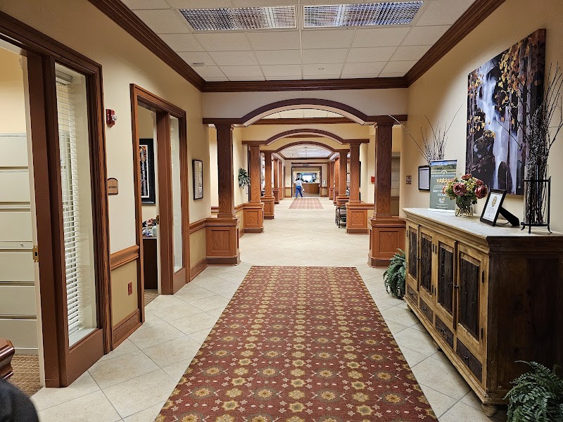 LIFE CARE CENTER OF SOUTH HILL nursing home in PUYALLUP, WA - Photo 5 of 10