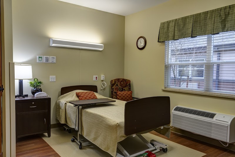 PINE RIDGE POST ACUTE nursing home in EDMONDS, WA - Photo 5 of 5