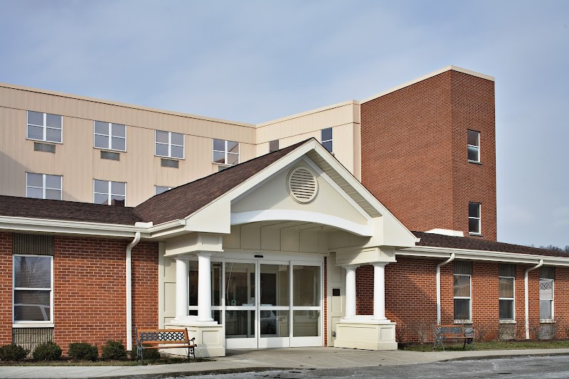 HERITAGE CENTER nursing home in HUNTINGTON, WV - Photo 2 of 5
