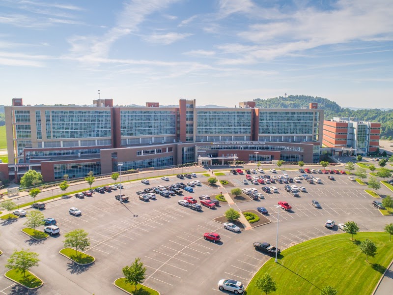 UNITED TRANSITIONAL CARE CENTER nursing home in BRIDGEPORT, WV - Photo 2 of 10