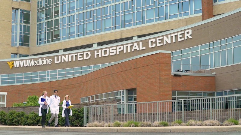 UNITED TRANSITIONAL CARE CENTER nursing home in BRIDGEPORT, WV - Photo 3 of 10