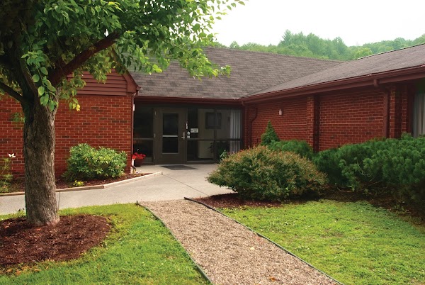 SUMMERS HEALTHCARE CENTER nursing home in HINTON, WV - Photo 1 of 5
