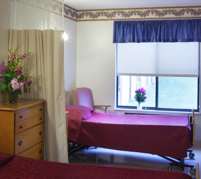 CARE HAVEN CENTER nursing home in MARTINSBURG, WV - Photo 2 of 9