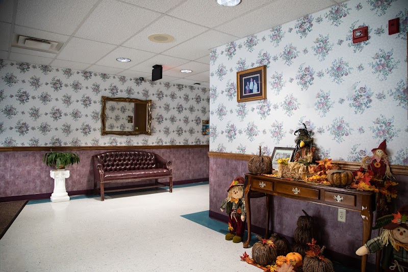 AUTUMN LAKE HEALTHCARE AT CRYSTAL SPRINGS nursing home in ELKINS, WV - Photo 4 of 5