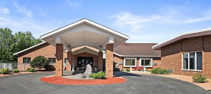 WAUNAKEE VALLEY SENIOR LIVING nursing home in WAUNAKEE, WI - Photo 2 of 5