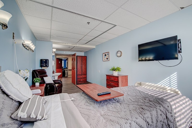 EDENBROOK LAKESIDE nursing home in MILWAUKEE, WI - Photo 4 of 5