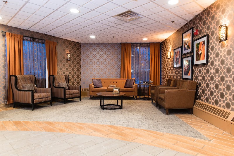 BRADLEY ESTATES NURSING AND REHAB LLC nursing home in MILWAUKEE, WI - Photo 2 of 5