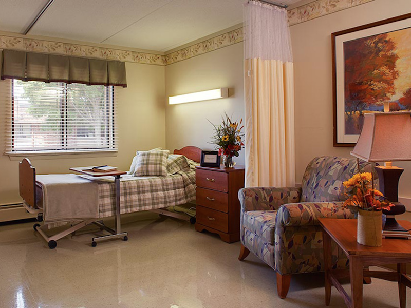 MAPLE RIDGE HEALTH SERVICES nursing home in MILWAUKEE, WI - Photo 2 of 5