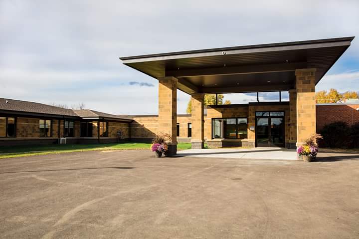 PINE VALLEY COMMUNITY VILLAGE nursing home in RICHLAND CENTER, WI - Photo 2 of 2