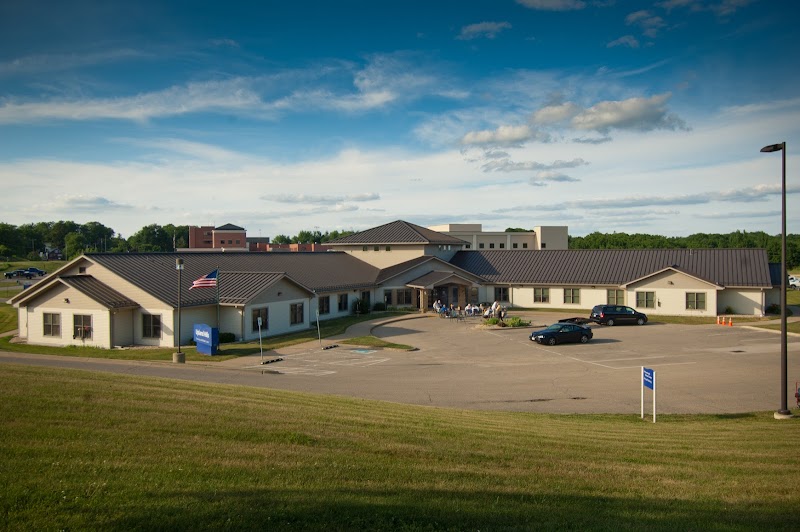 UPLAND HILLS NURSING AND REHAB nursing home in DODGEVILLE, WI - Photo 4 of 10