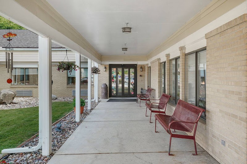 SUN PRAIRIE SENIOR LIVING nursing home in SUN PRAIRIE, WI - Photo 5 of 5