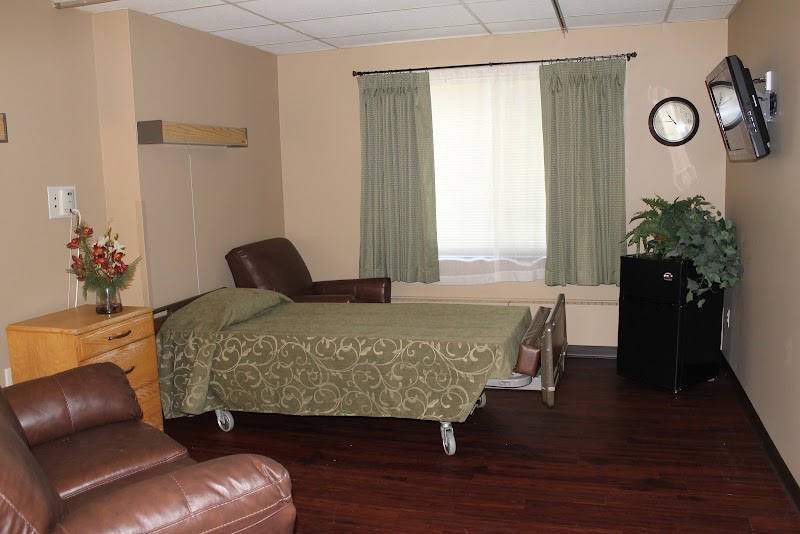 DOVE HEALTHCARE - WEST EAU CLAIRE nursing home in EAU CLAIRE, WI - Photo 4 of 10