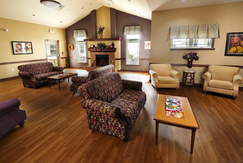 AUTUMN LAKE HEALTHCARE AT GREENFIELD nursing home in MILWAUKEE, WI - Photo 2 of 5