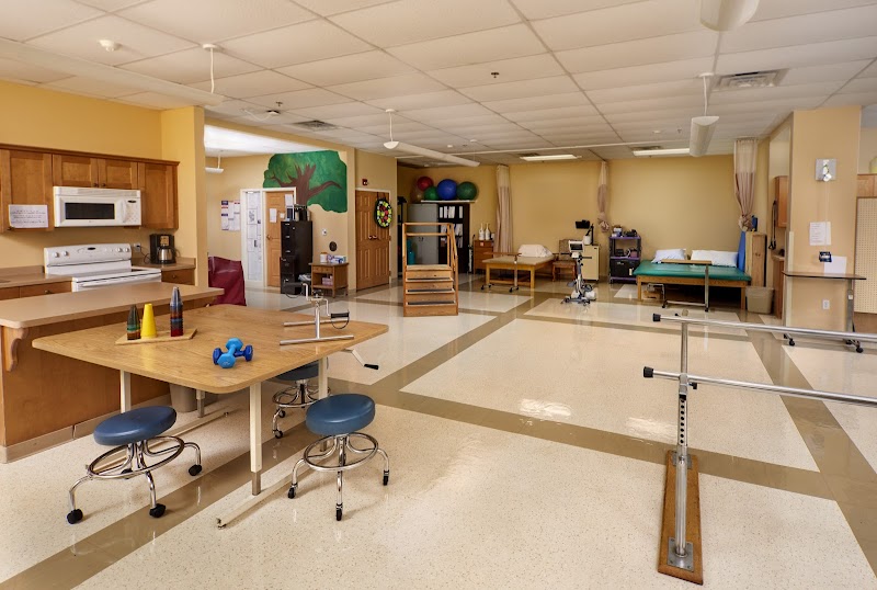 AUTUMN LAKE HEALTHCARE AT GREENFIELD nursing home in MILWAUKEE, WI - Photo 4 of 5