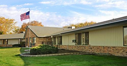 ALDEN MEADOW PARK HCC nursing home in CLINTON, WI - Photo 3 of 5