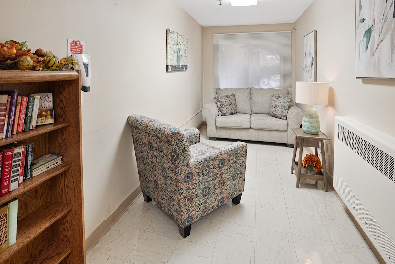 ALDEN MEADOW PARK HCC nursing home in CLINTON, WI - Photo 4 of 5