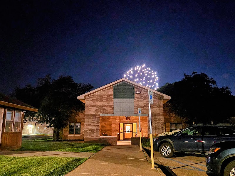 KINNIC HEALTH AND REHABILITATION CENTER nursing home in RIVER FALLS, WI - Photo 4 of 5