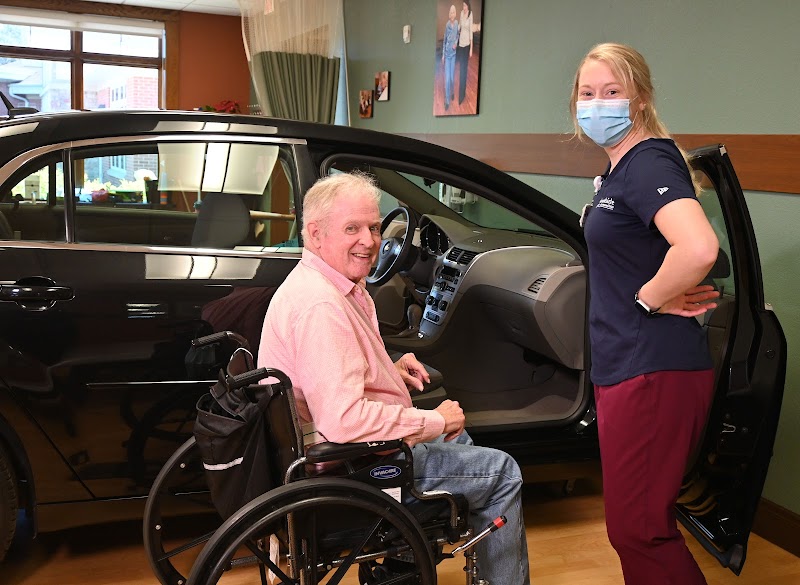 WOODSIDE LUTHERAN HOME nursing home in GREEN BAY, WI - Photo 2 of 10