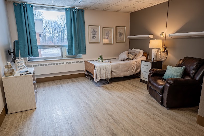 Edenbrook Sheboygan nursing home in SHEBOYGAN, WI - Photo 3 of 5