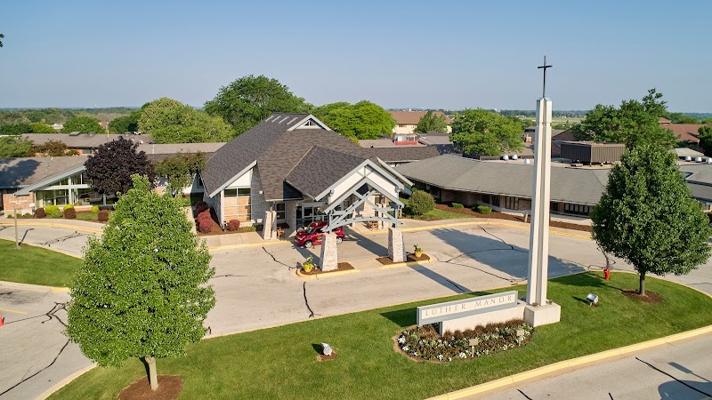 LUTHER MANOR nursing home in MILWAUKEE, WI - Photo 4 of 5