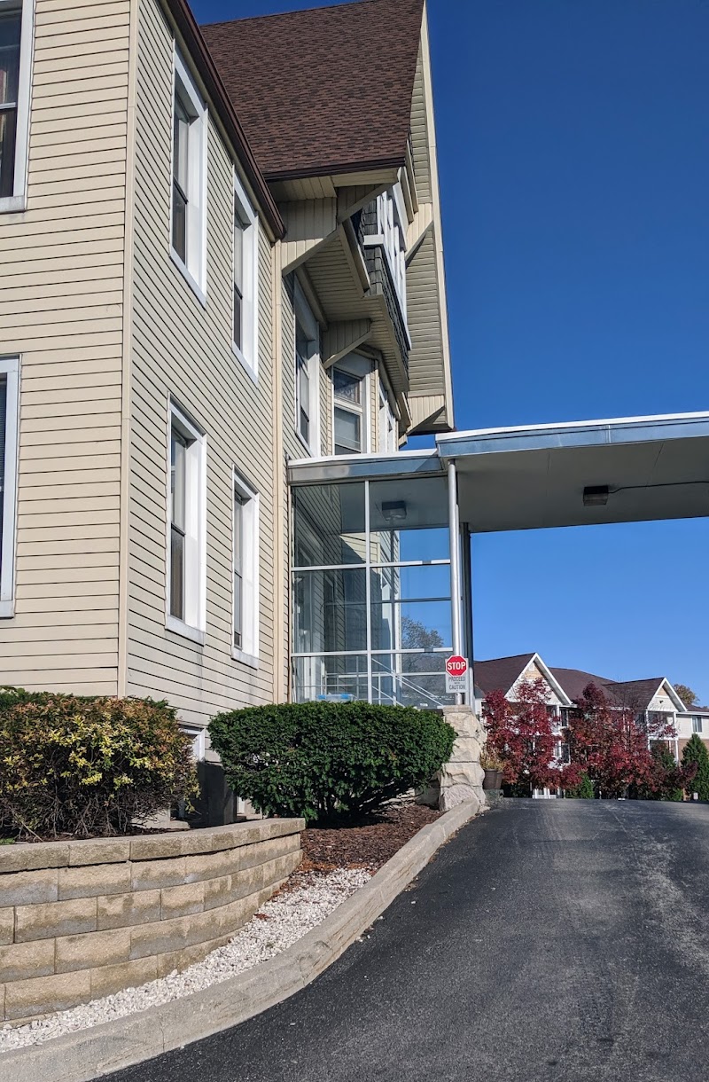 ARIA AT MITCHELL MANOR nursing home in WEST ALLIS, WI - Photo 5 of 5