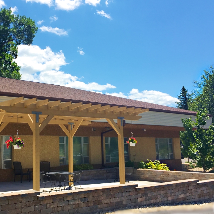 FOUR WINDS MANOR nursing home in VERONA, WI - Photo 3 of 5