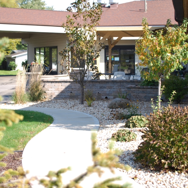FOUR WINDS MANOR nursing home in VERONA, WI - Photo 4 of 5