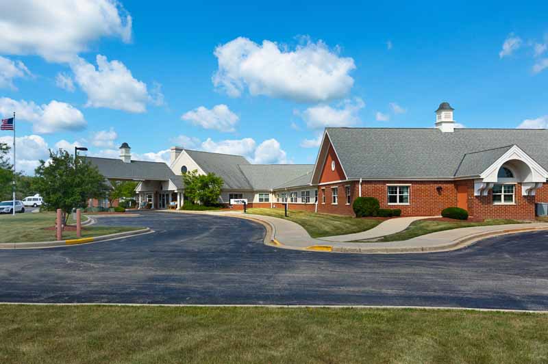 Complete Care at Grande Prairie nursing home in Pleasant Prairie, WI - Photo 2 of 5