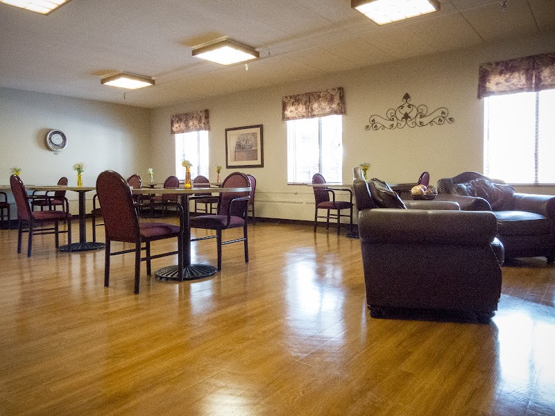 AUTUMN LAKE HEALTHCARE AT BELOIT nursing home in BELOIT, WI - Photo 2 of 10