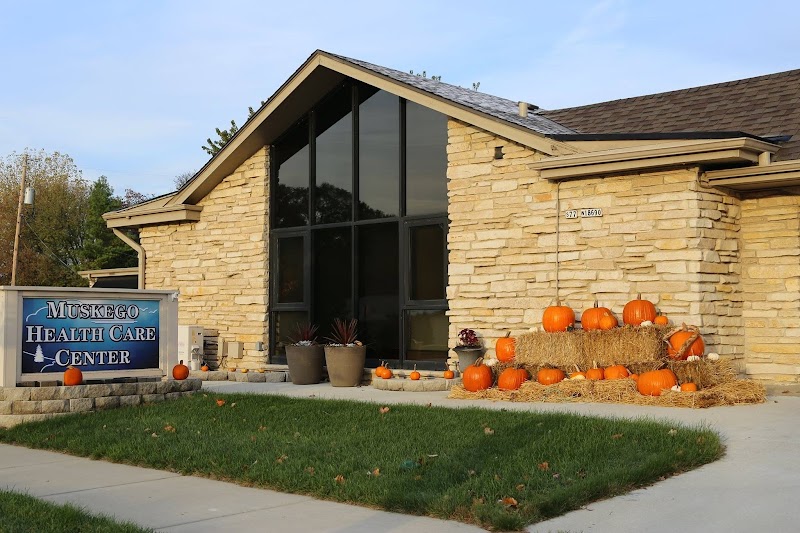 MUSKEGO HEALTH AND REHABILITATION CENTER nursing home in MUSKEGO, WI - Photo 4 of 5