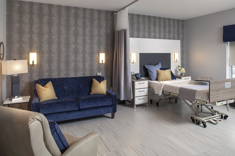 MEDICAL SUITES AT OAK CREEK (THE) nursing home in OAK CREEK, WI - Photo 3 of 5