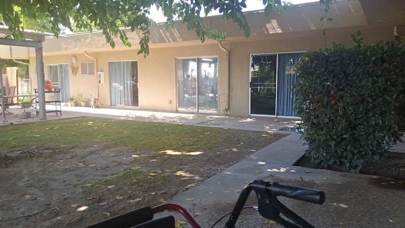 VALLEY VIEW CARE CENTER nursing home in DELANO, CA - Photo 4 of 5