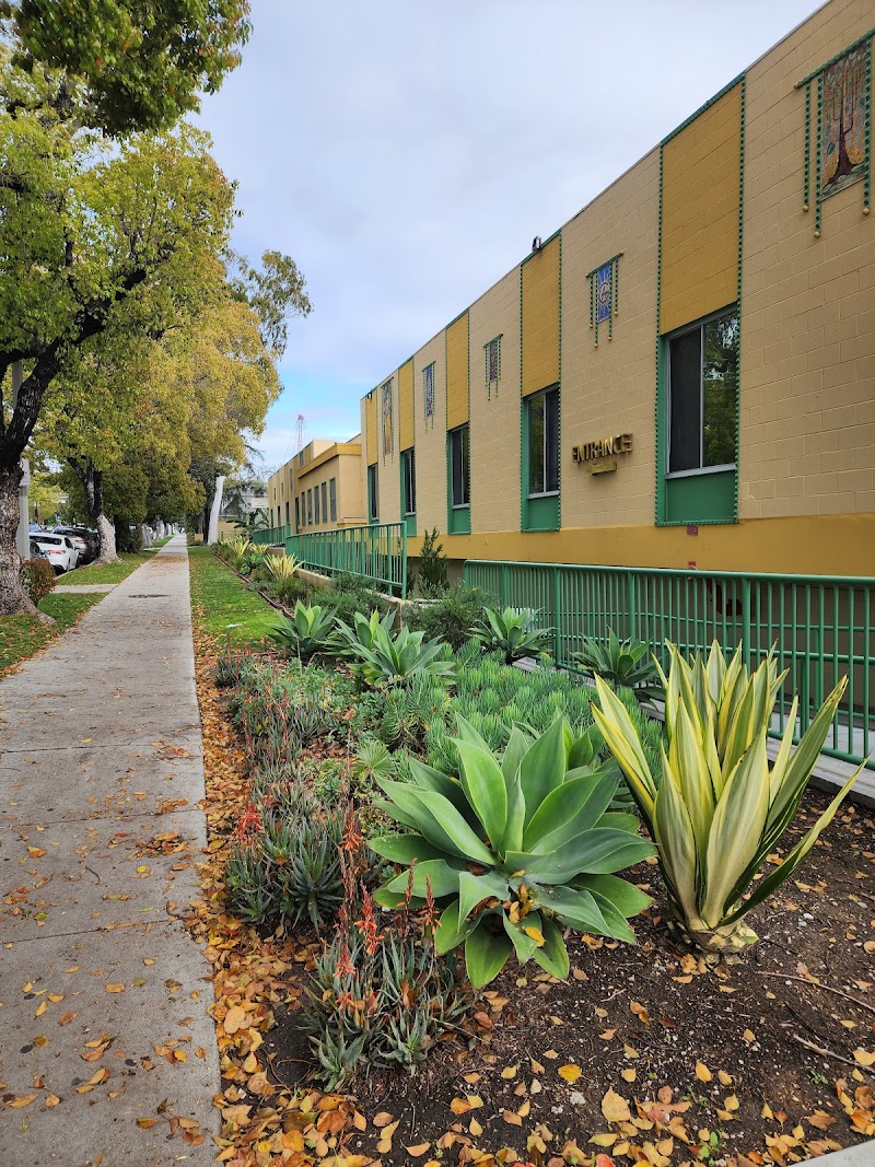 WESTERN CONVALESCENT HOSPITAL nursing home in LOS ANGELES, CA - Photo 4 of 5