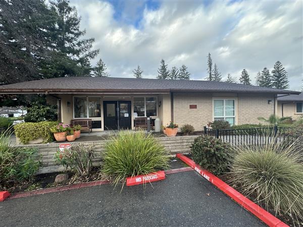 MANZANITA HEALTHCARE CENTER nursing home in CARMICHAEL, CA - Photo 2 of 3