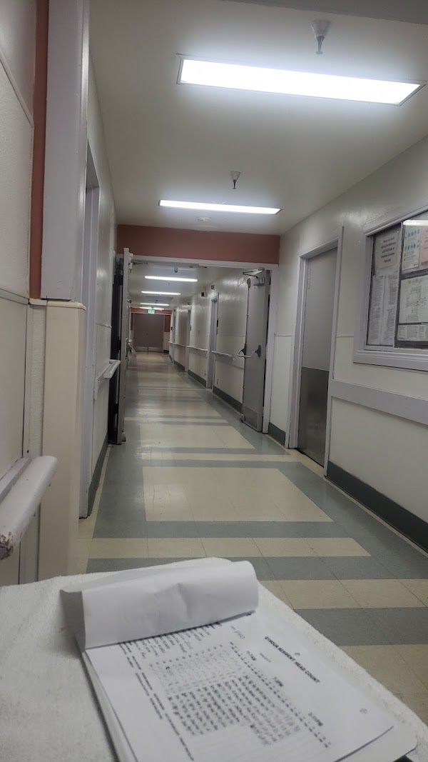 LAKEWOOD HEALTHCARE CENTER nursing home in DOWNEY, CA - Photo 1 of 5