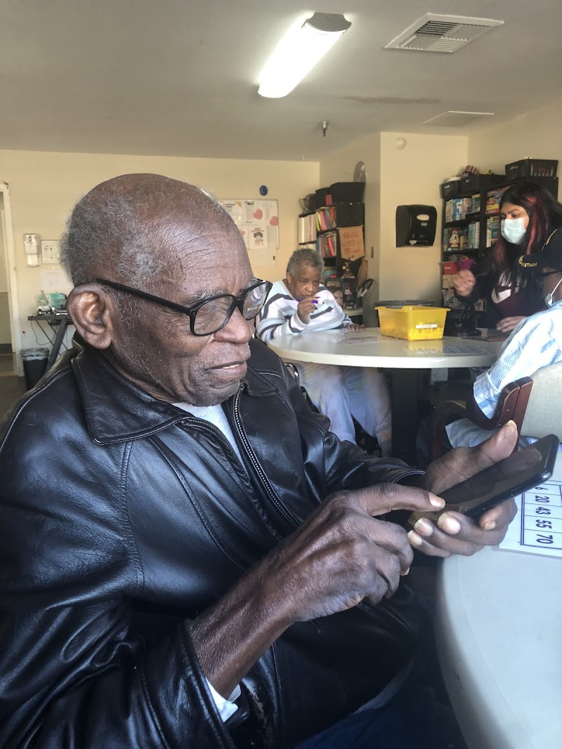 DRIFTWOOD HEALTHCARE CENTER nursing home in TORRANCE, CA - Photo 4 of 5