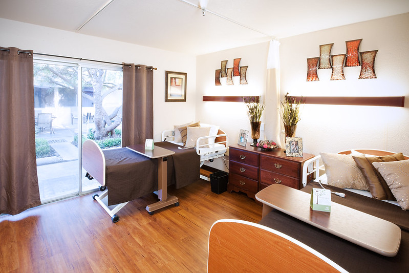 MCKINLEY PARK CARE CENTER nursing home in SACRAMENTO, CA - Photo 5 of 10