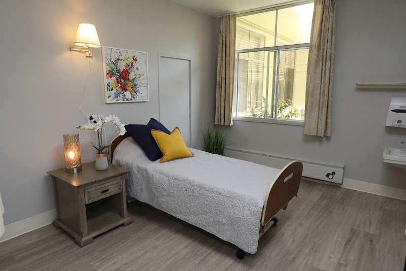 HILLCREST POST ACUTE nursing home in PETALUMA, CA - Photo 4 of 10