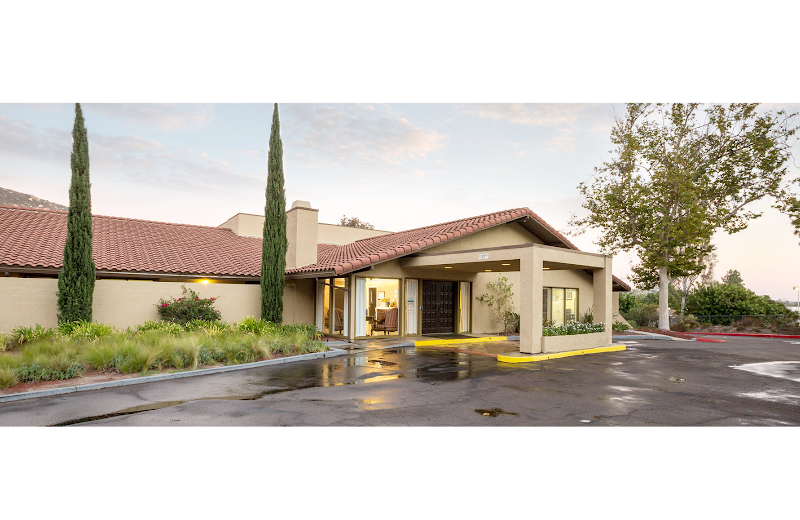 POWAY HEALTHCARE CENTER nursing home in POWAY, CA - Photo 2 of 10