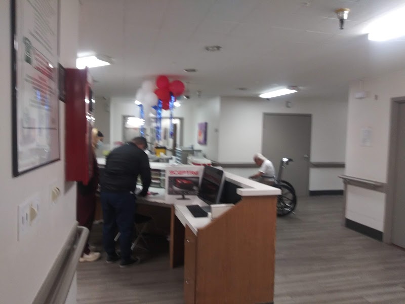 EL CENTRO POST-ACUTE CARE nursing home in EL CENTRO, CA - Photo 4 of 5