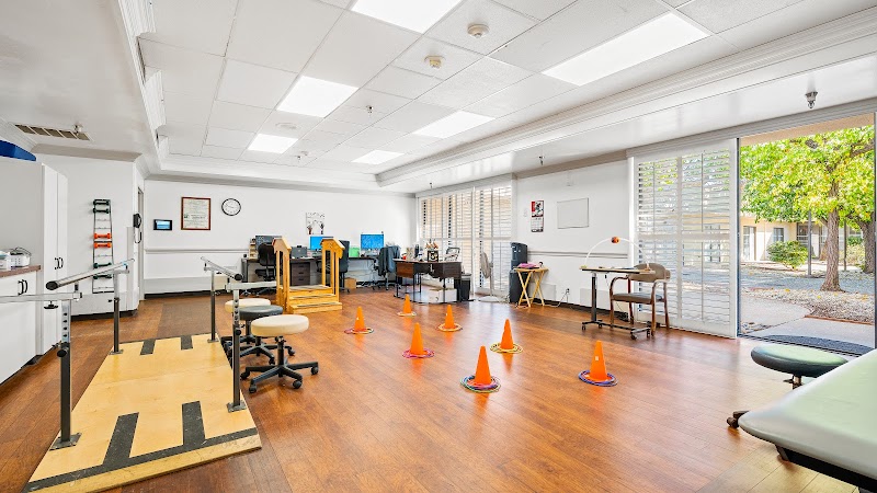 NORTH POINT HEALTHCARE & WELLNESS CENTRE LP nursing home in FRESNO, CA - Photo 3 of 10