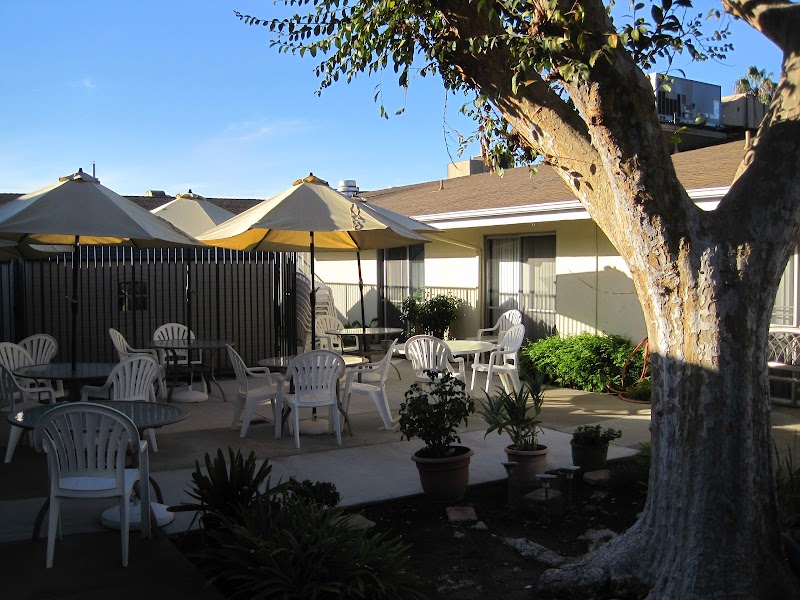 EXTENDED CARE HOSPITAL OF WESTMINSTER nursing home in WESTMINSTER, CA - Photo 4 of 10