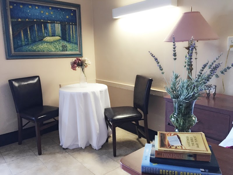 Cedar Pine Post Acute nursing home in PASADENA, CA - Photo 4 of 5