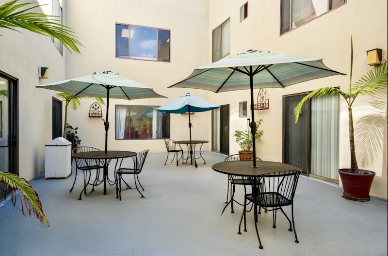 VISTA VIEW POST ACUTE nursing home in VISTA, CA - Photo 4 of 5