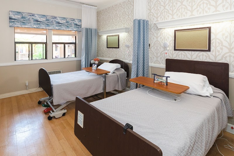 Palm Terrace Healthcare & Rehabilitation Center nursing home in LAGUNA HILLS, CA - Photo 3 of 10