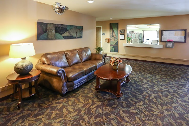 BAKERSFIELD POST ACUTE nursing home in BAKERSFIELD, CA - Photo 3 of 5