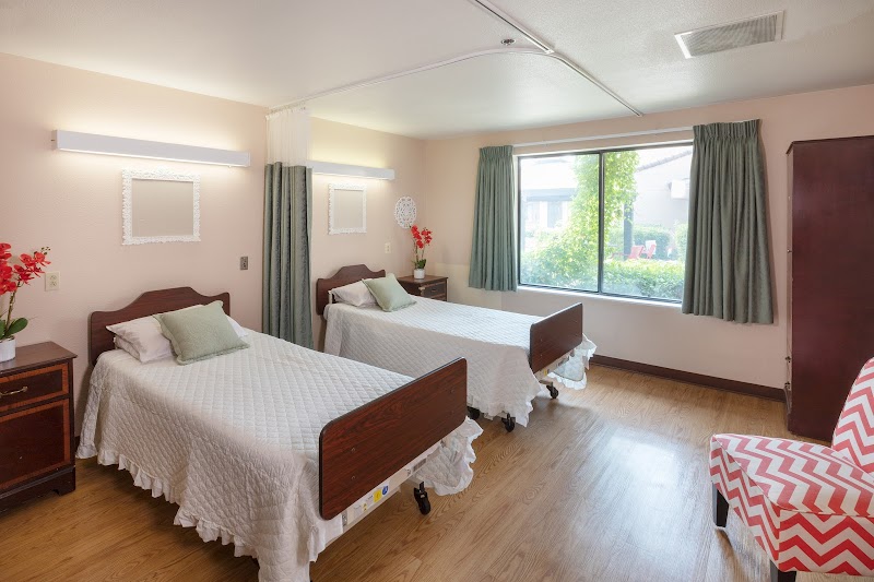 COPPER RIDGE CARE CENTER nursing home in REDDING, CA - Photo 4 of 10